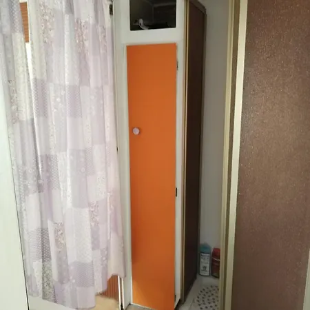 Mobil 1 Chambre Sdb Cuisine Avec Coin Repas Terrasse Et Jardin Fournis Sans Duvet Draps Et Serviettes Une Redevance Camping Sera Demandee A L'arrivee A L'accueil Campsite Mers-les-Bains
