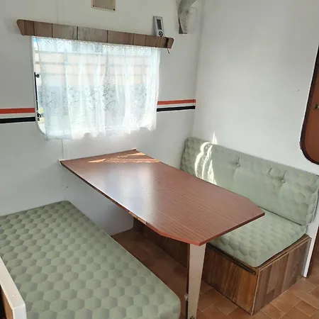 Campsite Mobil 1 Chambre Sdb Cuisine Avec Coin Repas Terrasse Et Jardin Fournis Sans Duvet Draps Et Serviettes Une Redevance Camping Sera Demandee A L'arrivee A L'accueil Mers-les-Bains