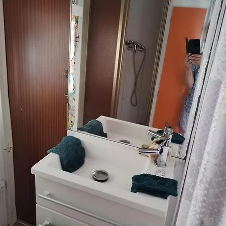 Campsite Mobil 1 Chambre Sdb Cuisine Avec Coin Repas Terrasse Et Jardin Fournis Sans Duvet Draps Et Serviettes Une Redevance Camping Sera Demandee A L'arrivee A L'accueil Mers-les-Bains